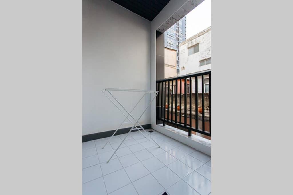 Apartamento P4 Silom Large 2Beds Full Kitchen Wifi 4-6Pax Bangkok Exterior foto
