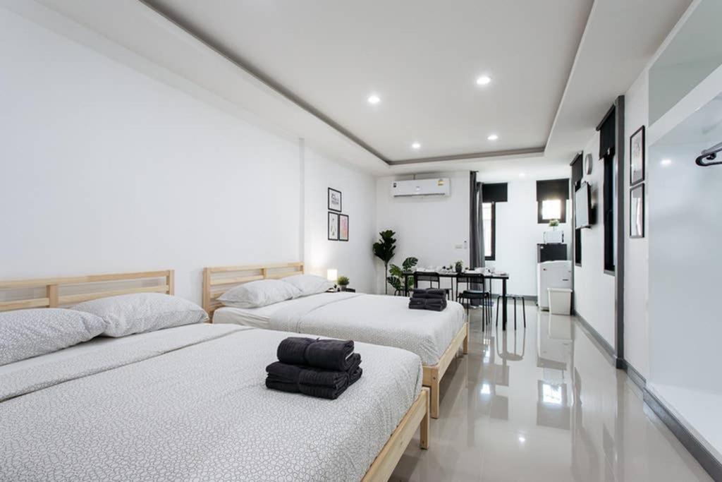 Apartamento P4 Silom Large 2Beds Full Kitchen Wifi 4-6Pax Bangkok Exterior foto